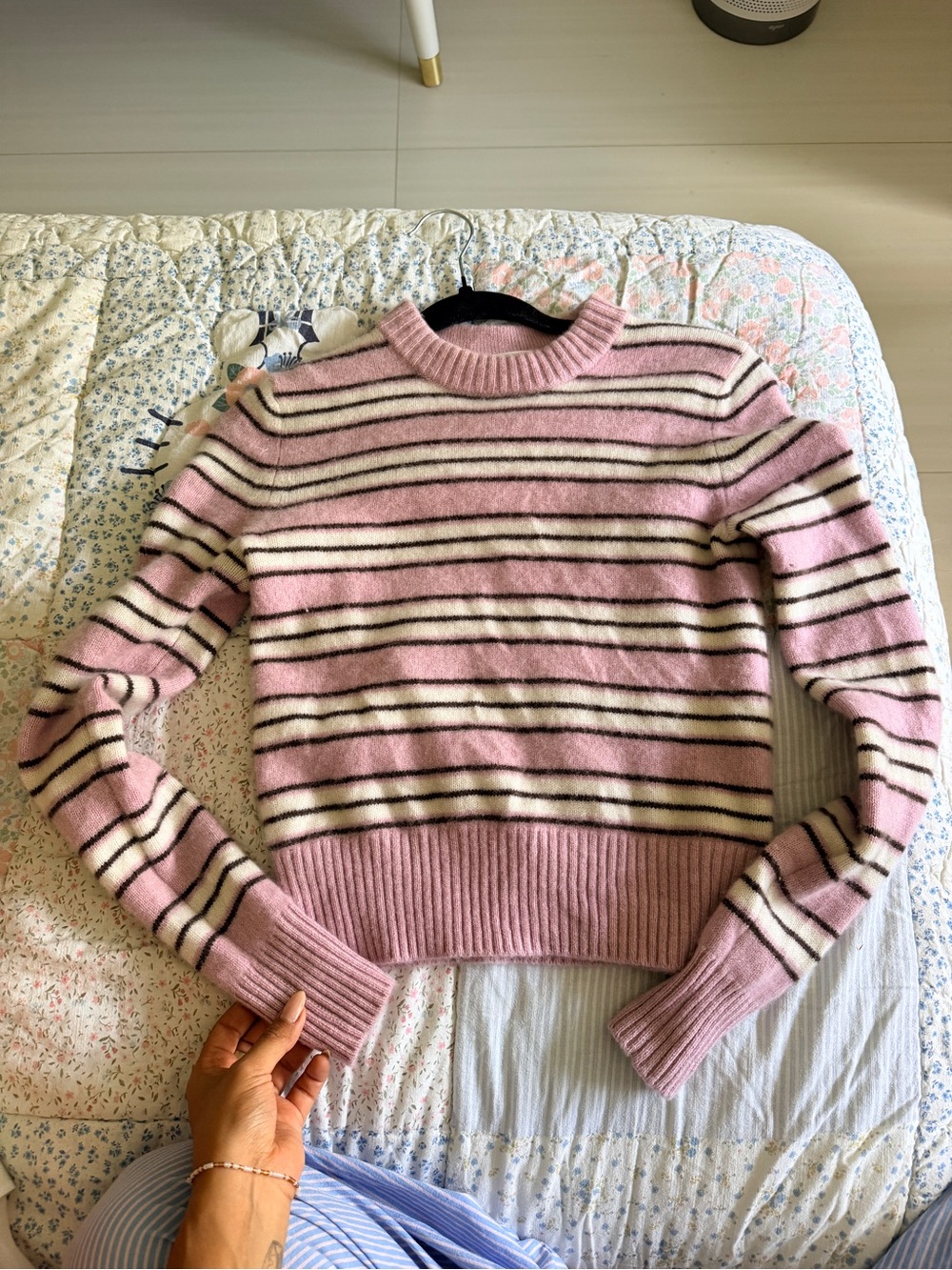 Aritzia Cashmere sweater